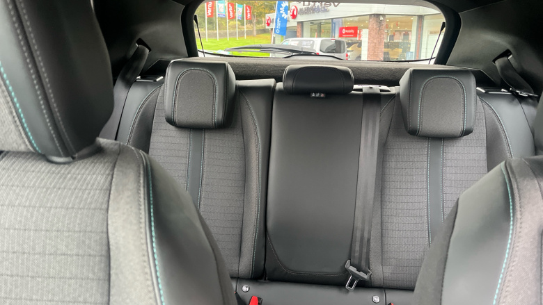 Peugeot 2008 1.2 PureTech 130 Allure Premium+ 5dr Petrol Estate